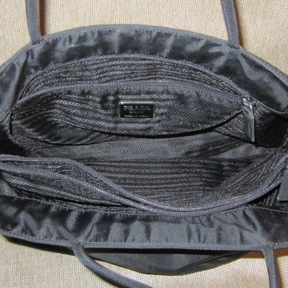 ❤️Authentic PRADA TESSUTO Black Nylon Shopper Shoulder Bag Purse - Picture 7 of 10